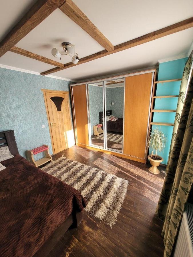 Sadyba Sunny House Pilipets Buitenkant foto
