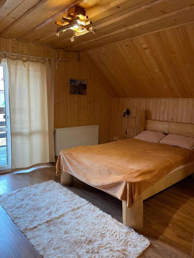 Sadyba Sunny House Pilipets Buitenkant foto
