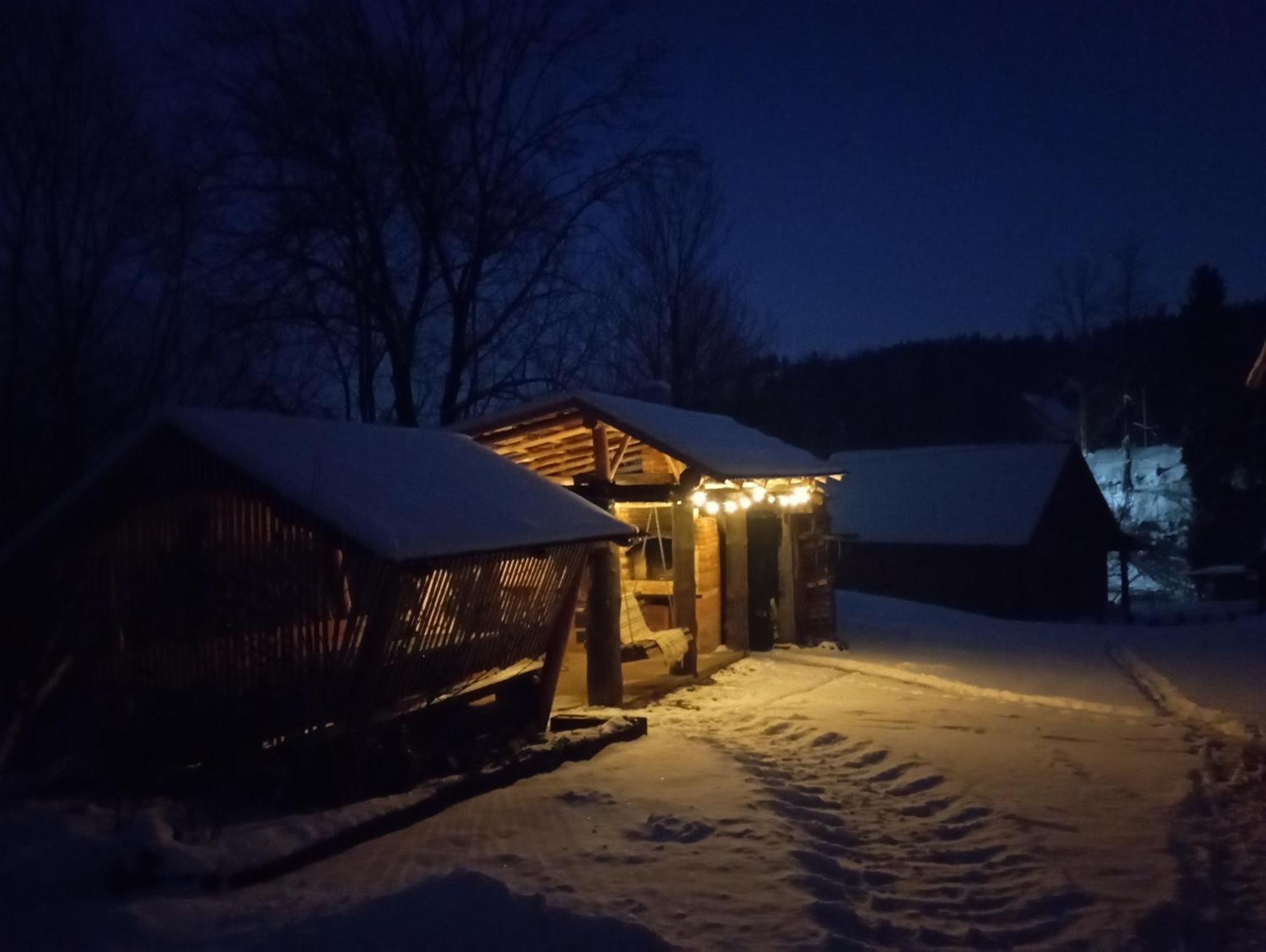 Sadyba Sunny House Pilipets Buitenkant foto
