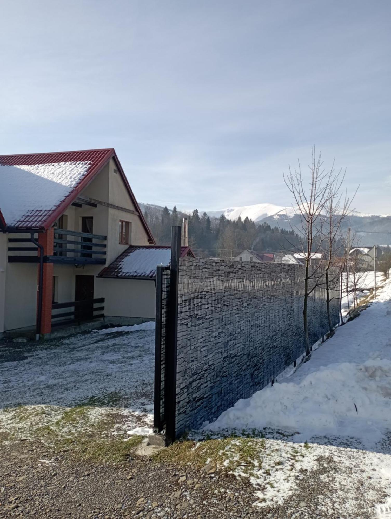 Sadyba Sunny House Pilipets Buitenkant foto