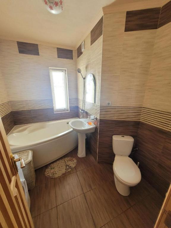 Sadyba Sunny House Pilipets Buitenkant foto
