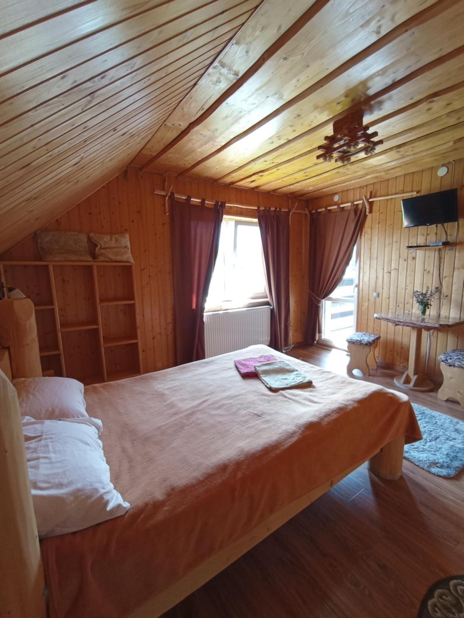 Sadyba Sunny House Pilipets Buitenkant foto